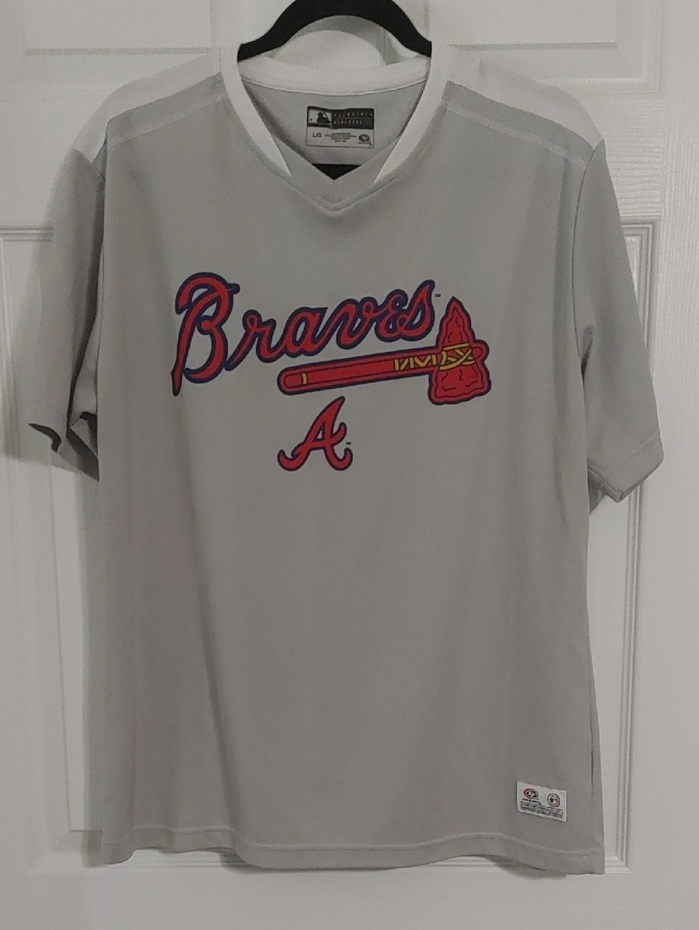 Genuine Merchandise Braves Gray Short-Sleeve Jersey with Red & Navy Logo Size LG